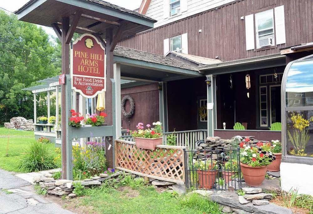 Pine Hill Arms Hotel المظهر الخارجي الصورة